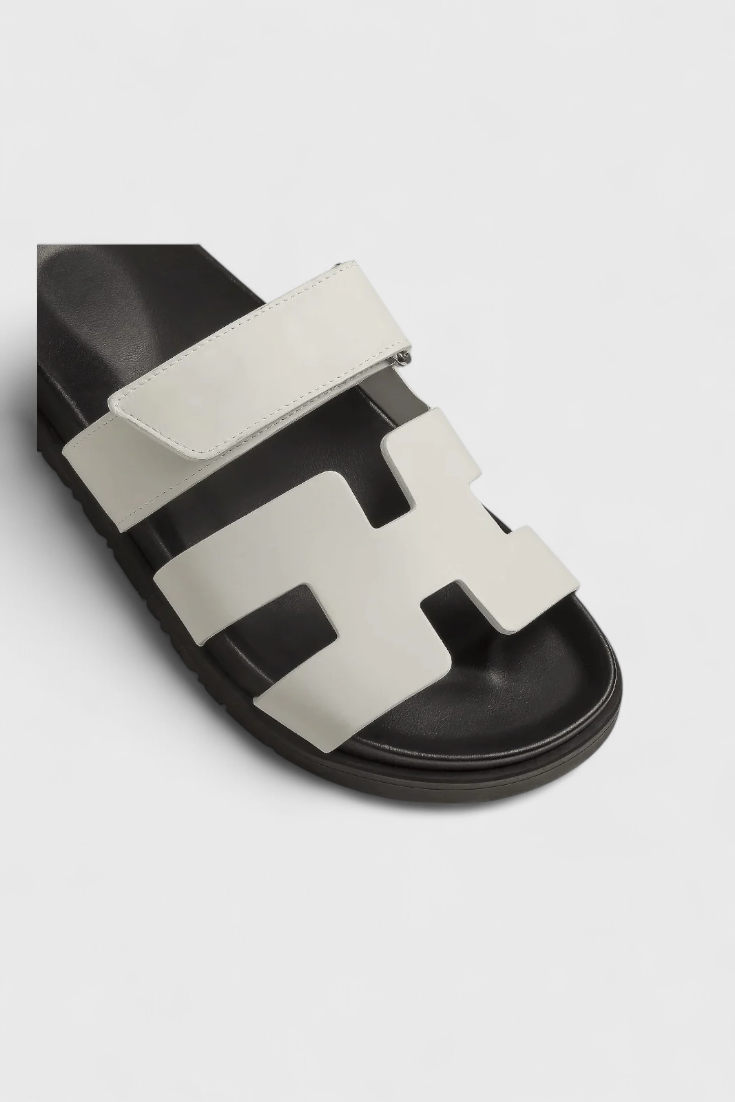 Bravely Elegant summer sandals