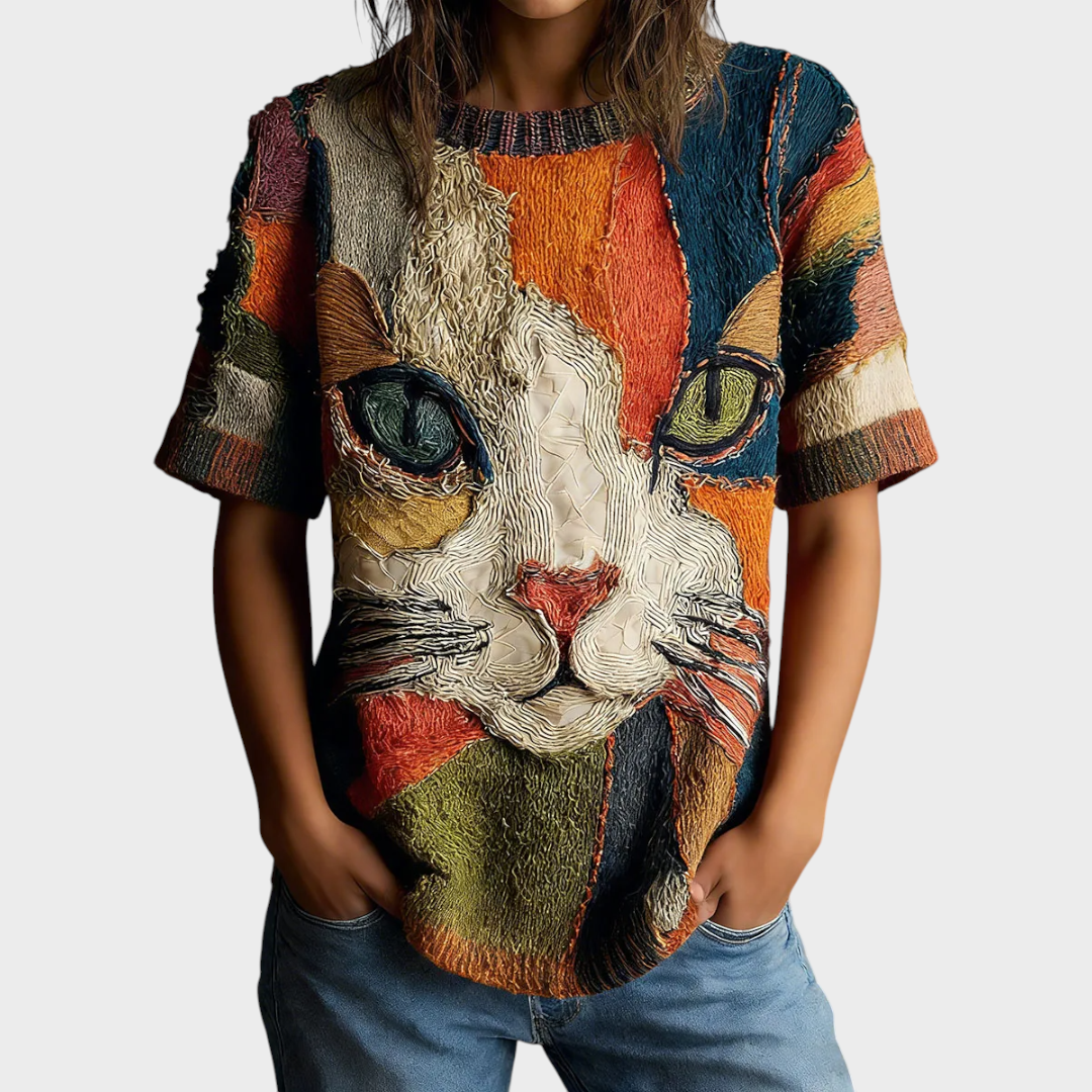 Jenny | Women's blouse with V-neck and geometric cat pattern