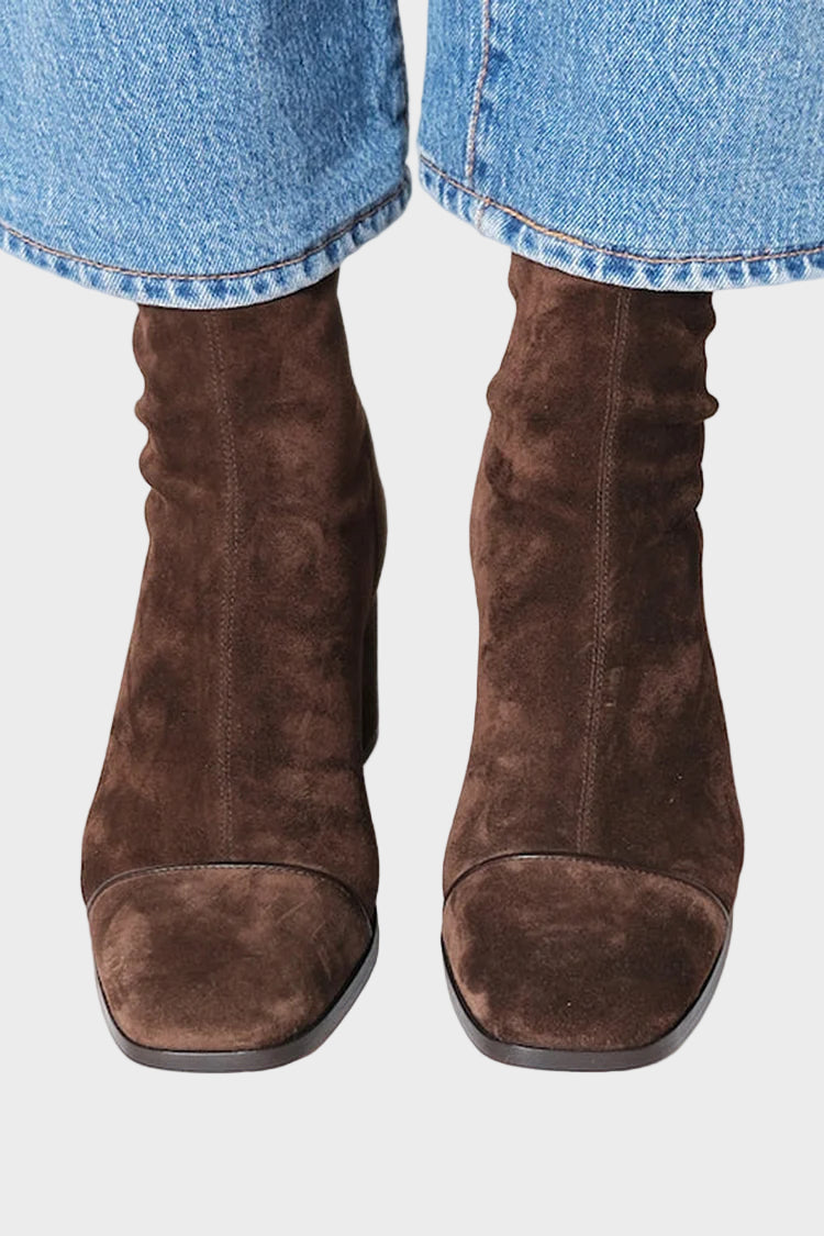 Victoria | Ankle boots with square toe and heel