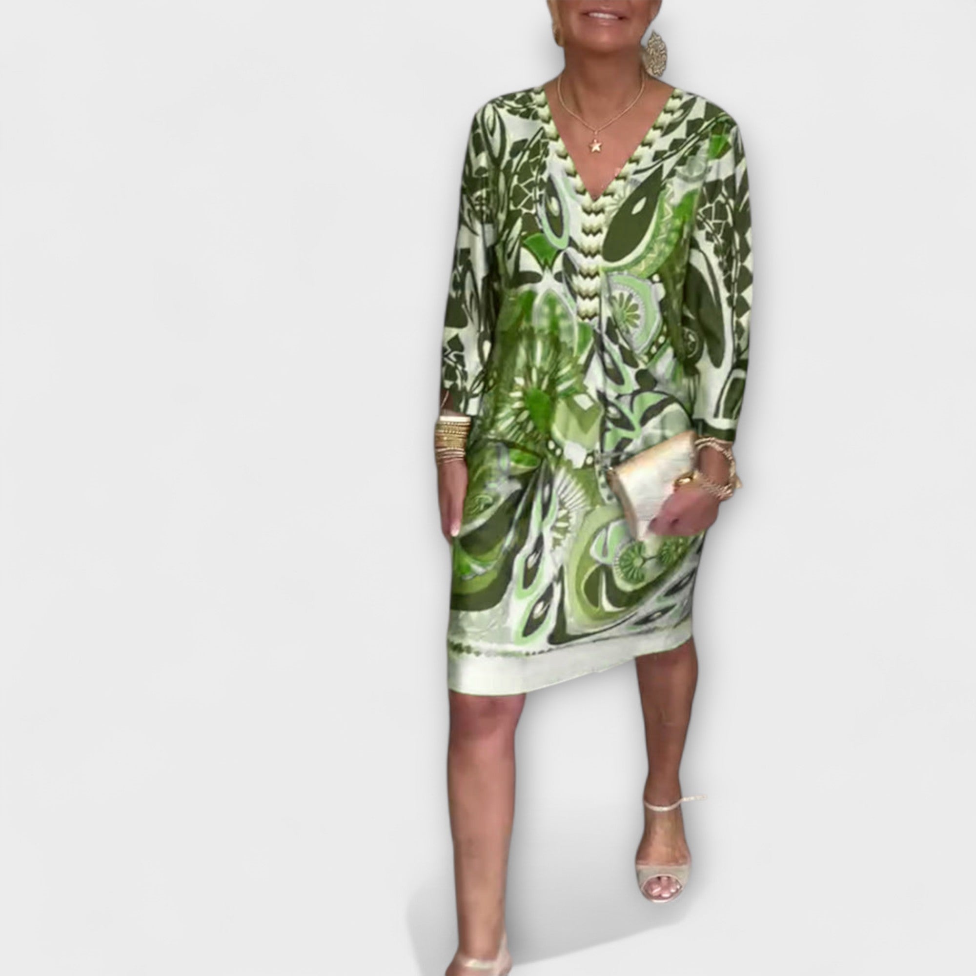 Volné šaty s výstřihem do V (retro design)