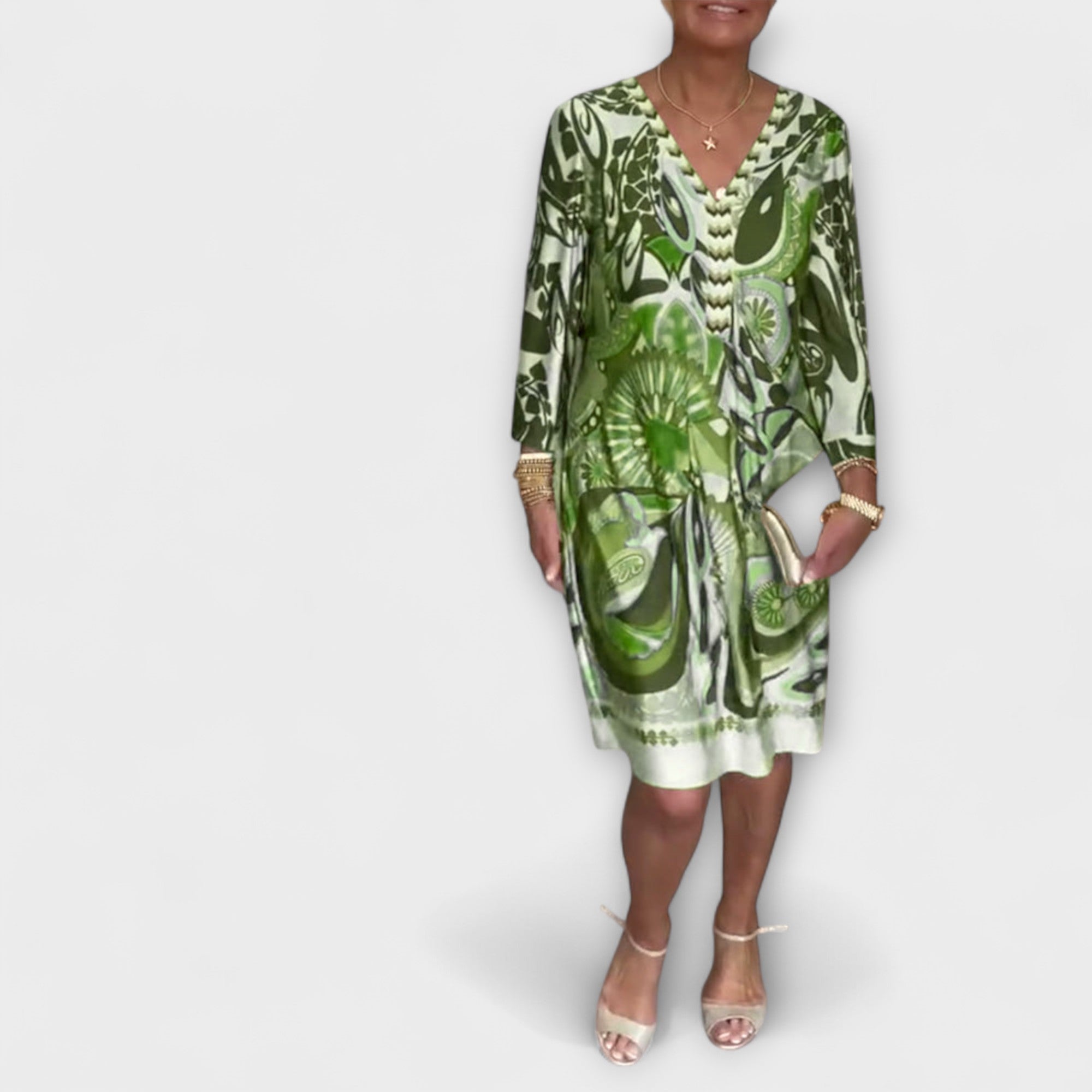 Volné šaty s výstřihem do V (retro design)