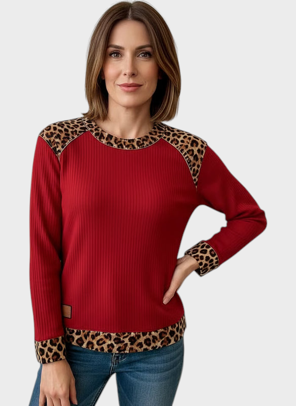 Cindy | Women's Casual Sweatshirt with Leopard Pattern - Red / S