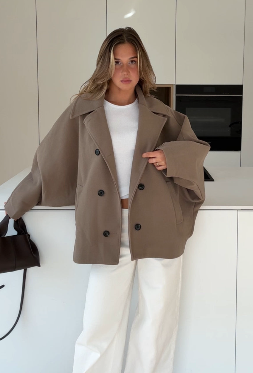Oversized jacket in cinnamon color