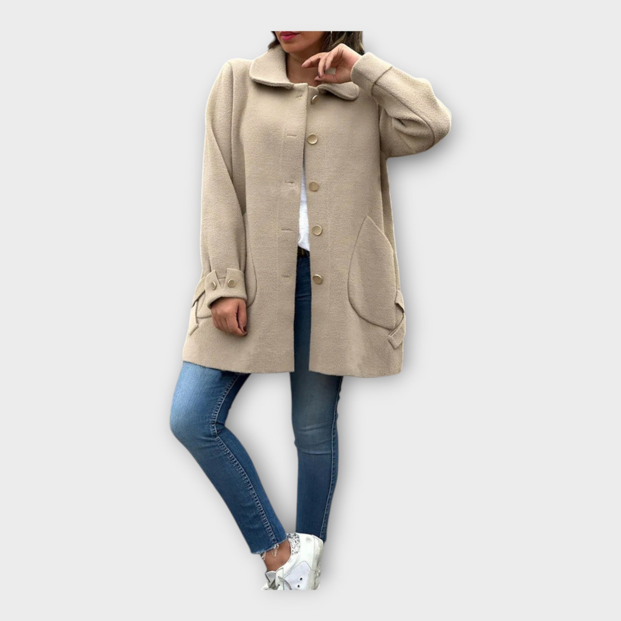 Long Coat with Classic Line and Buttons