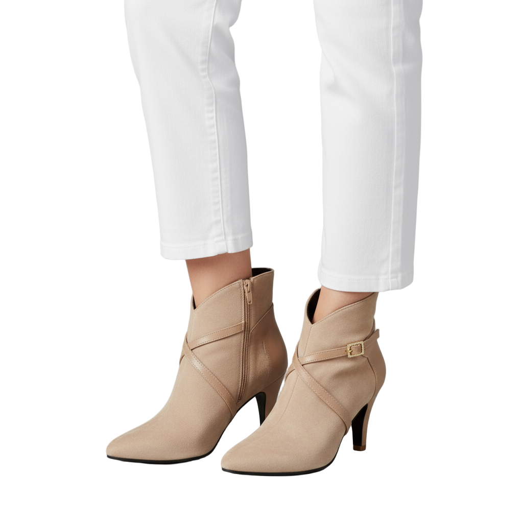 Penelope ankle boot with pointed toe