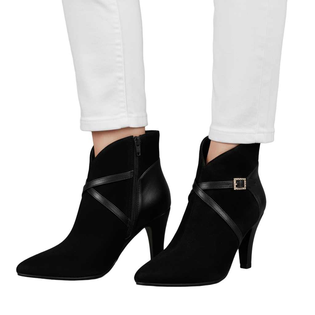 Penelope ankle boot with pointed toe
