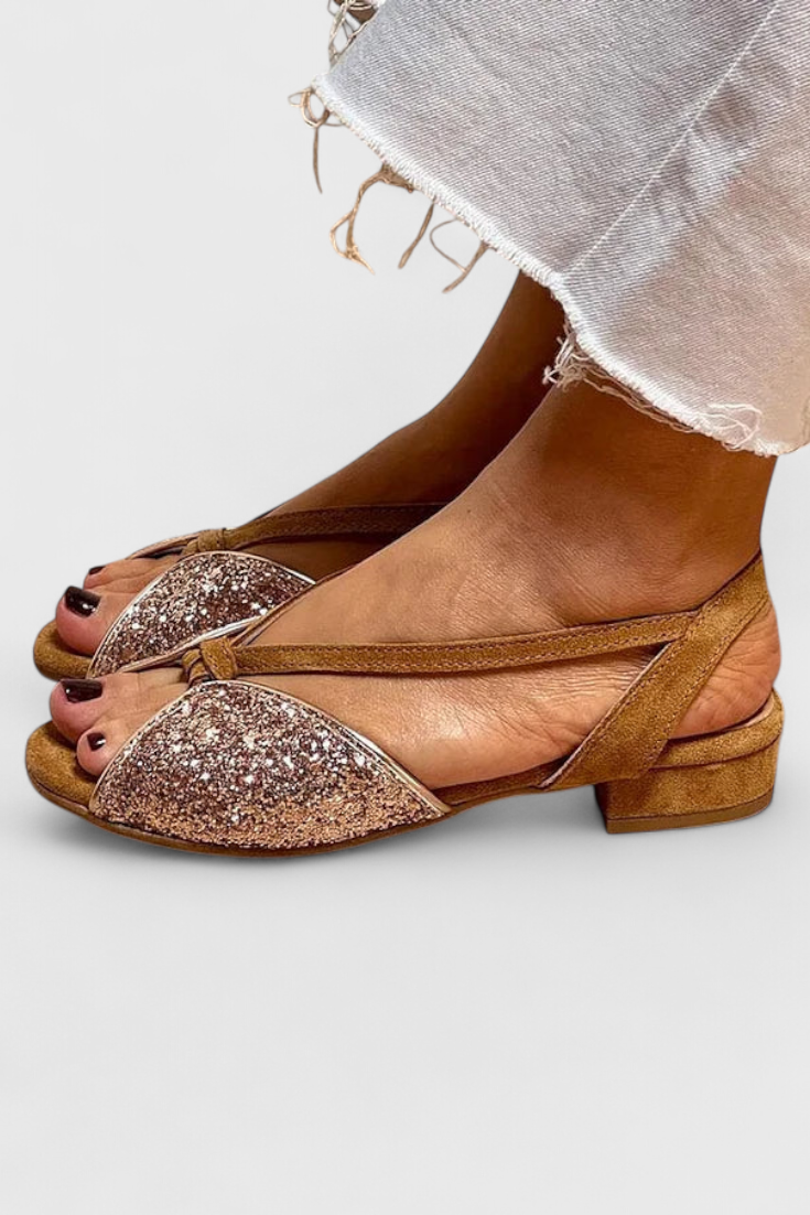 Dobrava Sandals with glitter details and low heel