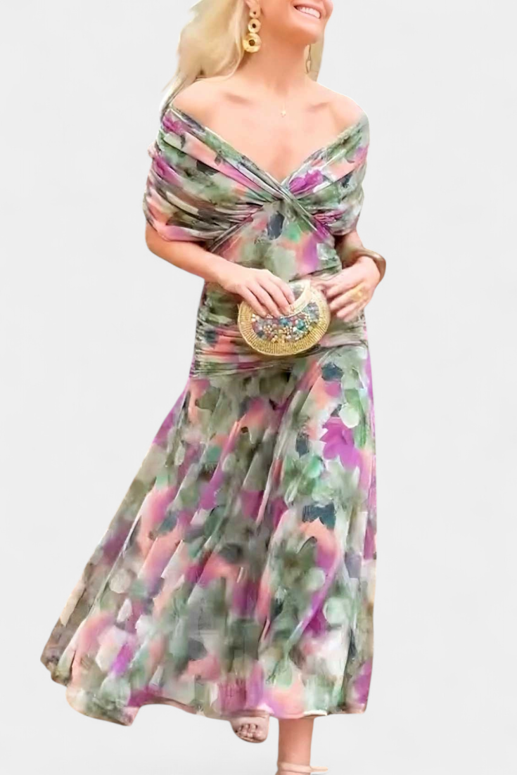 Alondra Long Dress with Fancy Floral Pattern and V-Neckline
