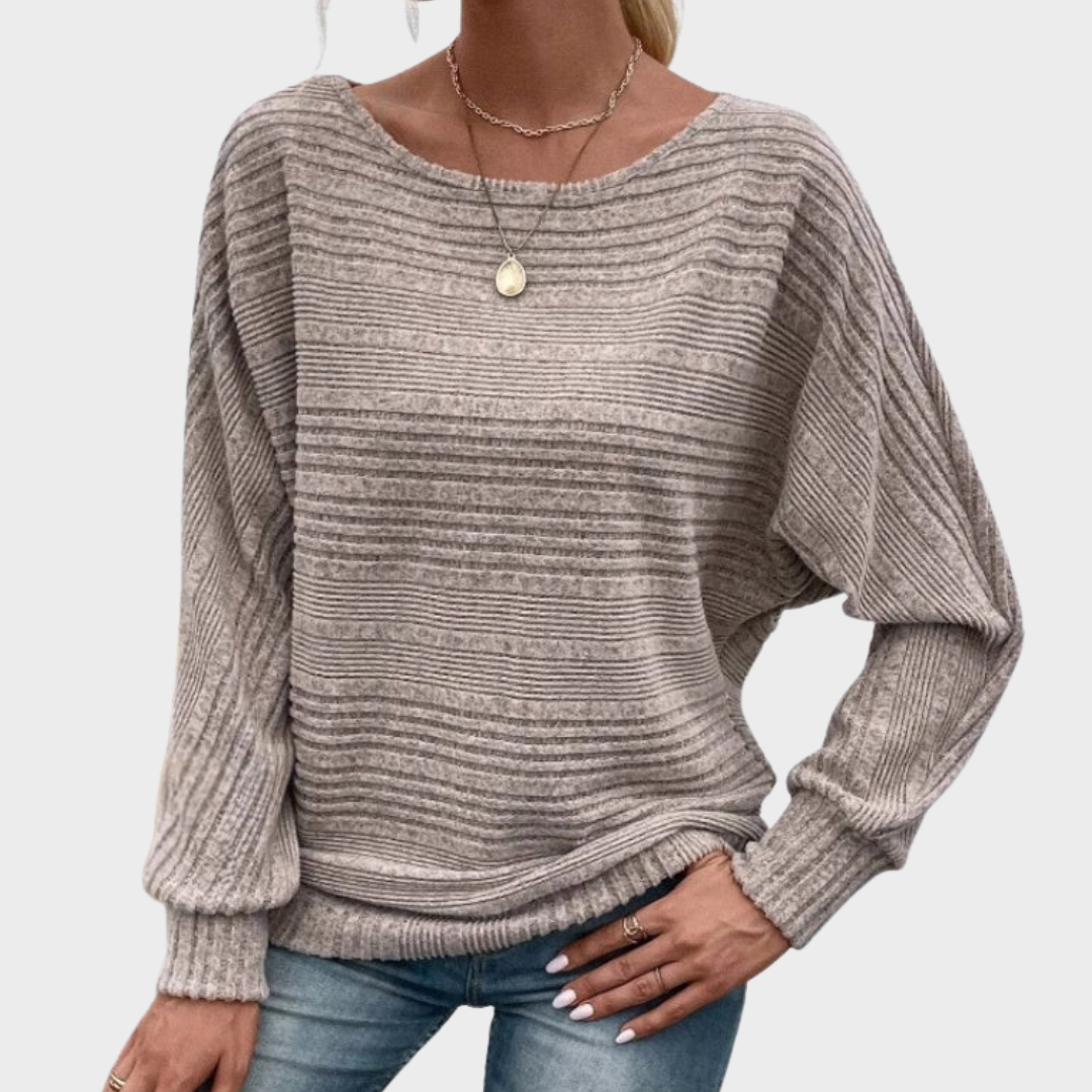 Yasmin | Solid Round-Neck Striped Top with Long Sleeves