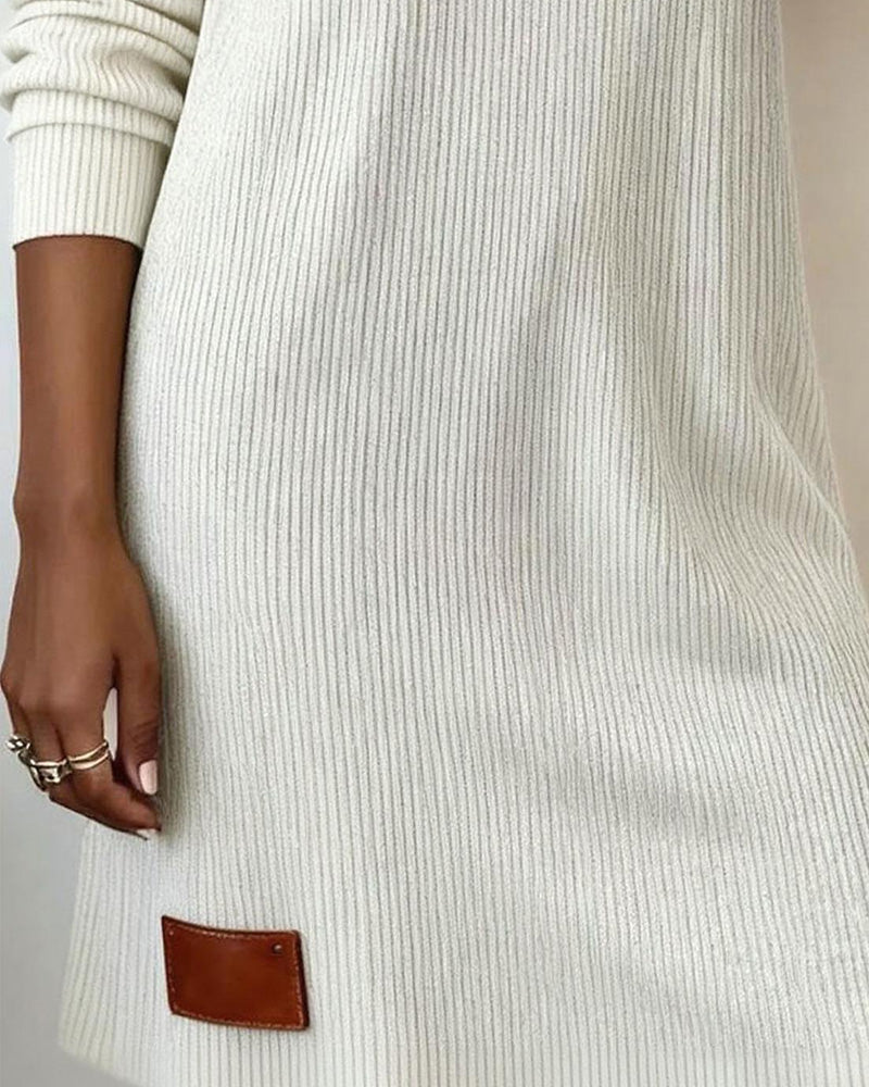 Celine | Casual Dress with Long Sleeves and High Collar