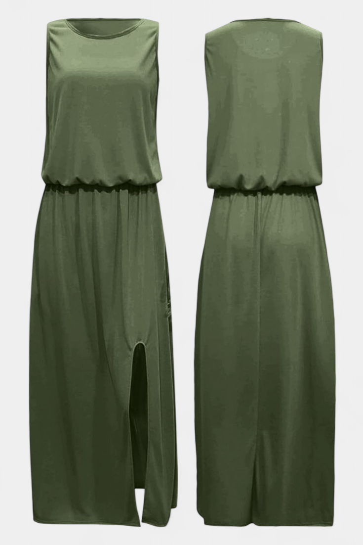 Dianne Sleeveless dress with side slit and loose silhouette