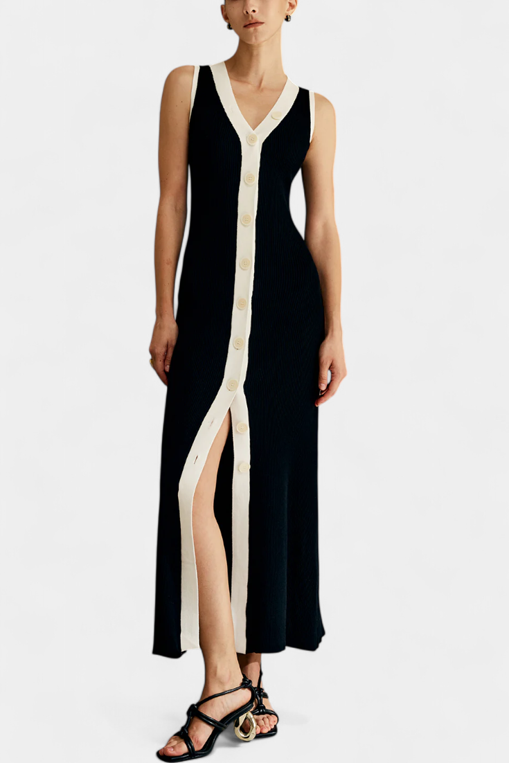 Brielle Sleeveless Knitted Dress with V-Neck and Contrast Buttons