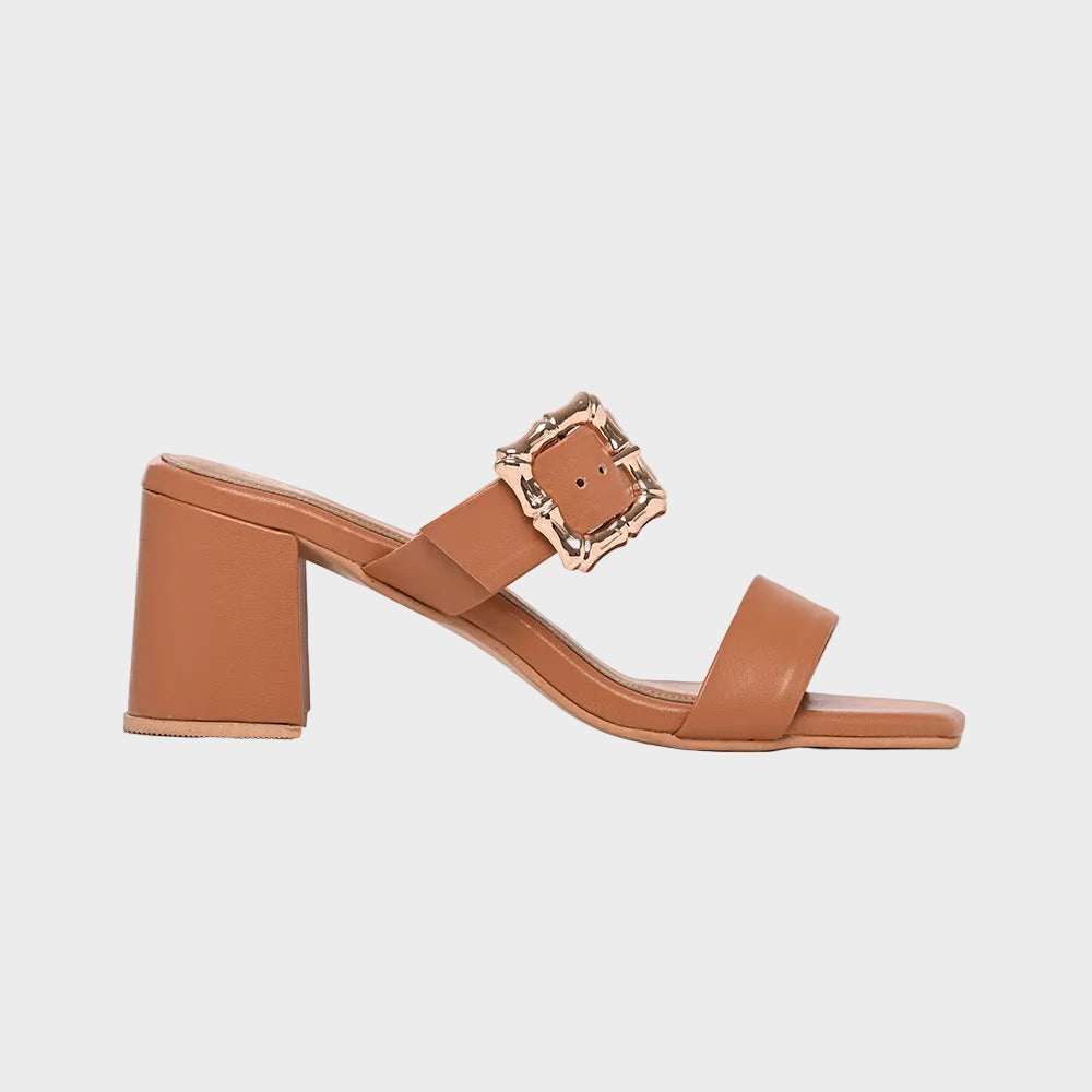 Holly - Tan sandals with double strap and buckles