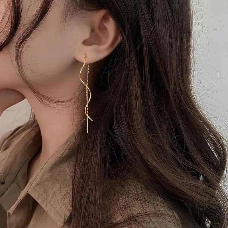 Long Earrings with Wave Pattern