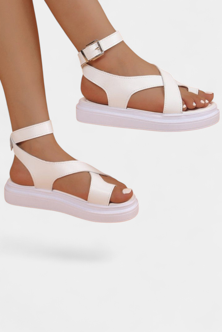 Estela Women's platform sandals with synthetic cross straps