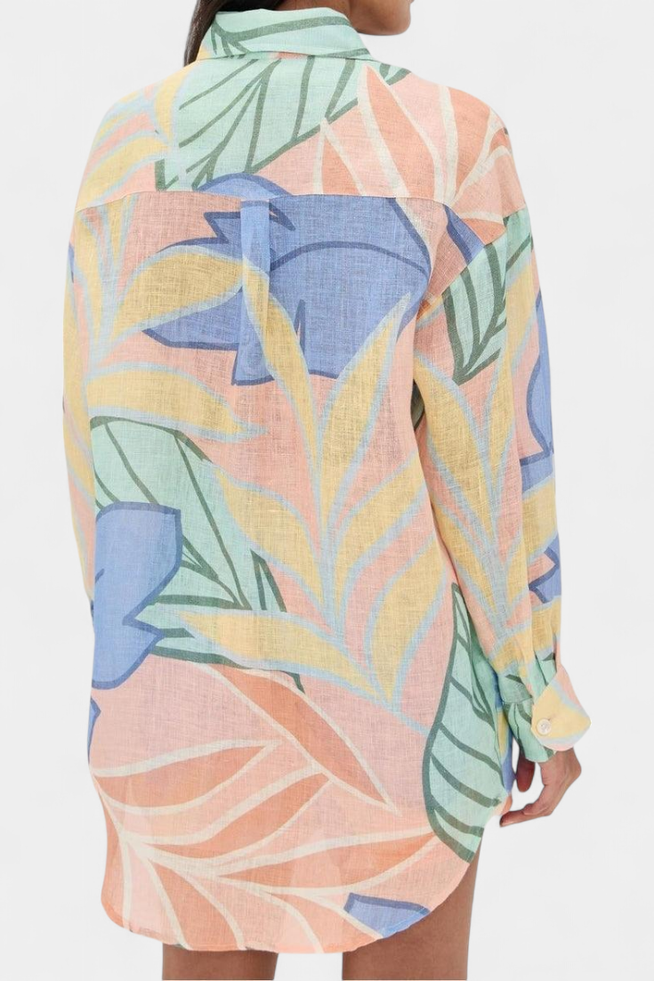 Lumina Tropical Set with Loose Shirt and High-Waisted Shorts